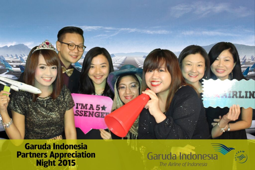 Green Screen Photo Booth in Singapore by Printaparty
