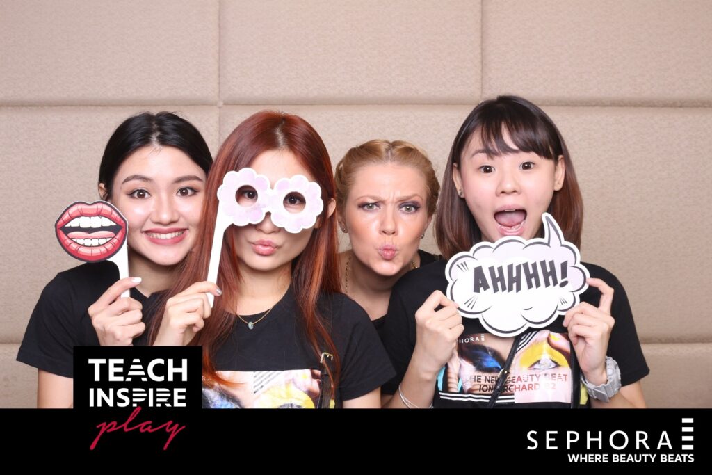Instant Print Photobooth in Singapore by Printaparty