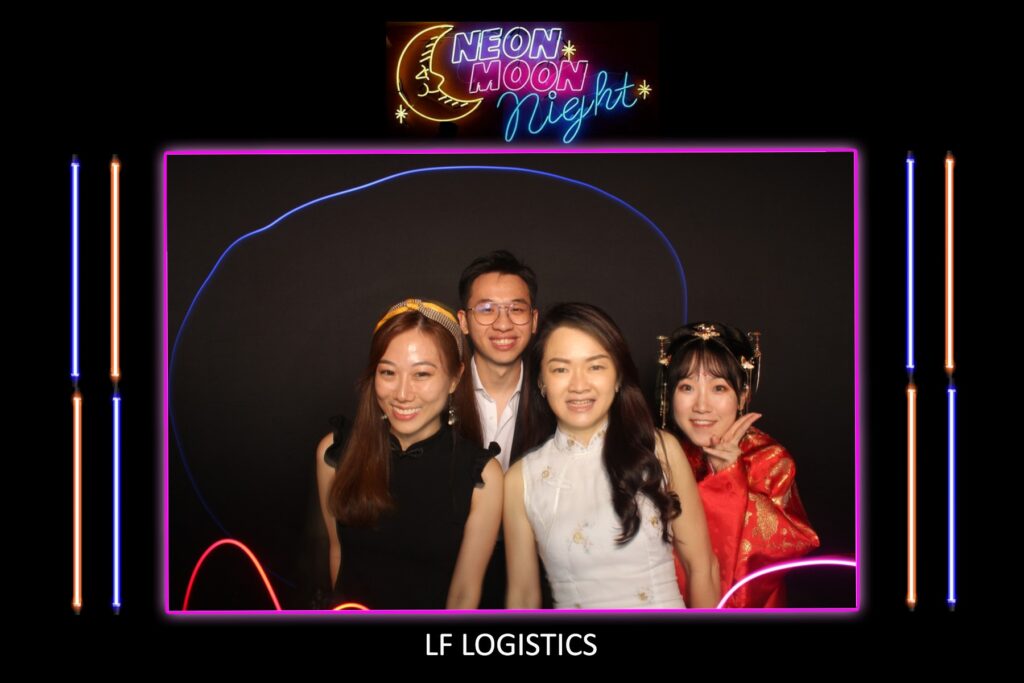 lightpainting photo booth in singapore by printaparty