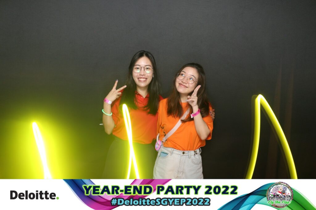 lightpainting photo booth in singapore by printaparty