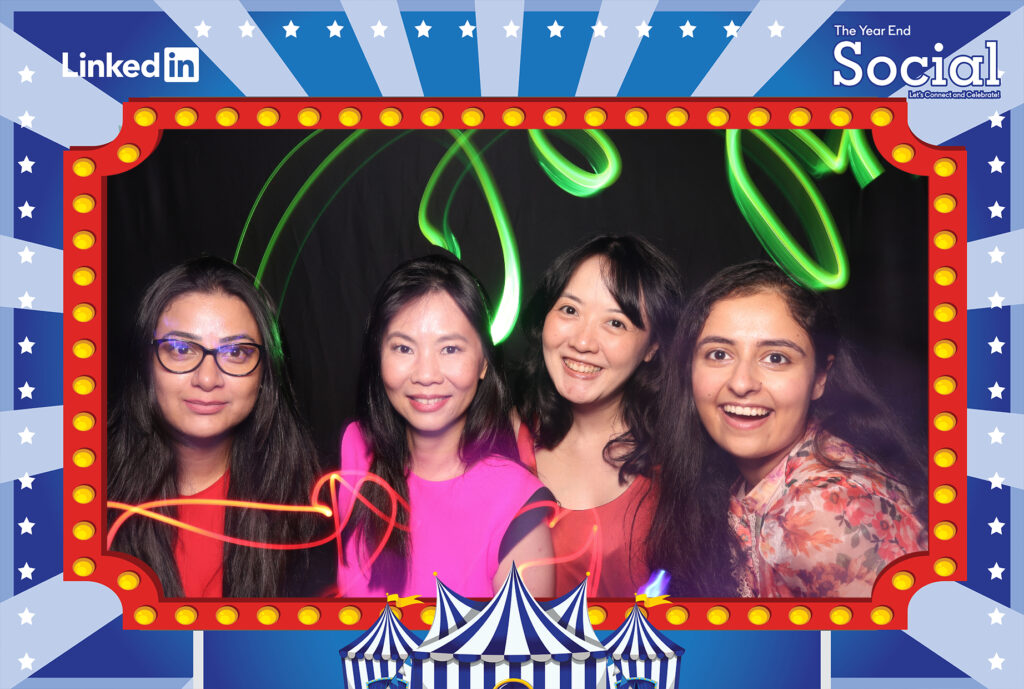 lightpainting photo booth in singapore by printaparty