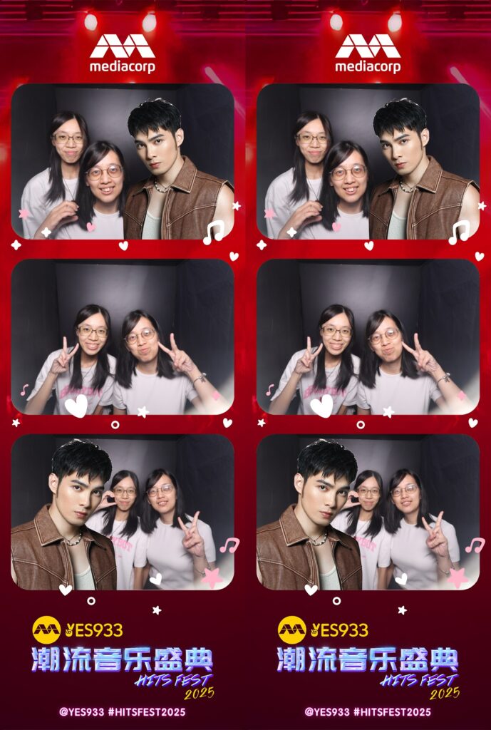 Neoprint Walk-In Photo Booth in Singapore by Printaparty