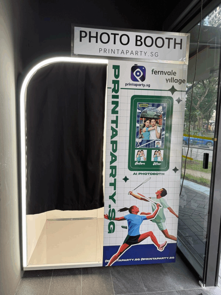 Neoprint Walk-In Photo Booth in Singapore by Printaparty