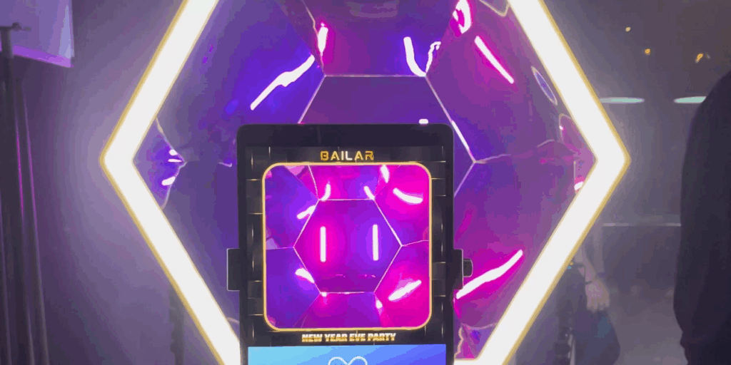 kaleidoscope photo boomerang booth